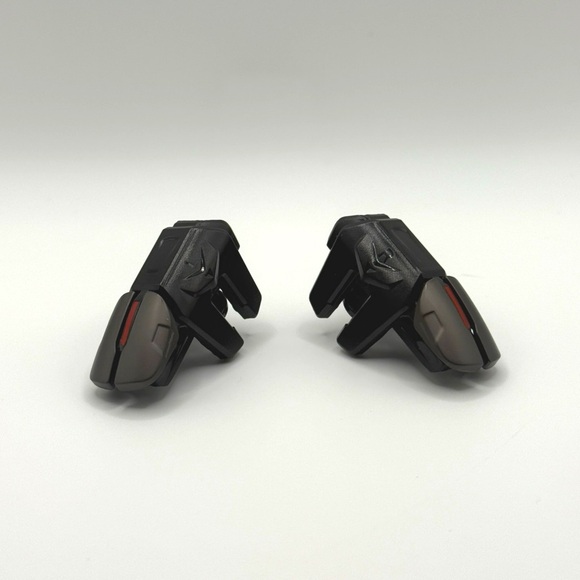 Brand New Mobile Gaming Finger Triggers - Picture 1 of 4
